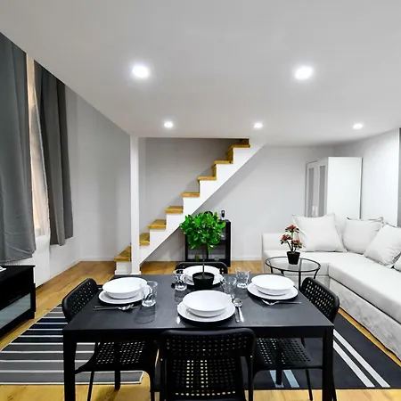 Appartamento Cosy Two Bedroom Flat,rozsa Street,gin